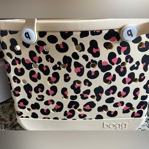 Authentic Small Bogg Bag , perfect for the beach, pool or as a summer purse!